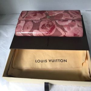 Louis Vuitton Ikat Zippy Wallet Flower Pink Vernis Monogram